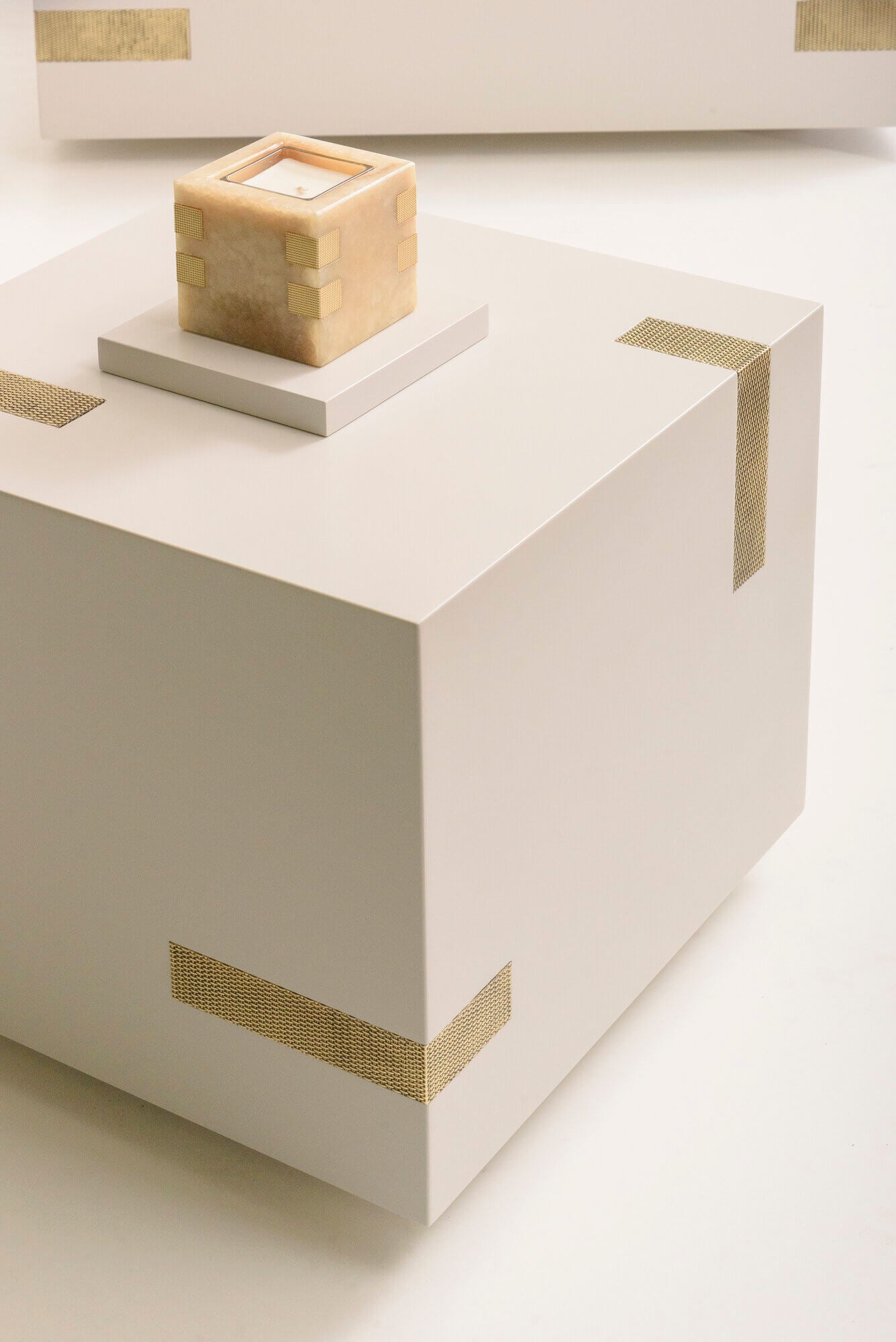 Kata Side Table