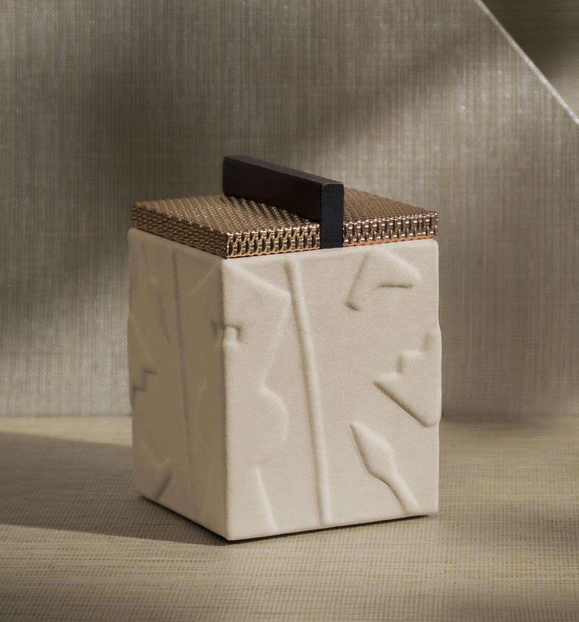 IX Box