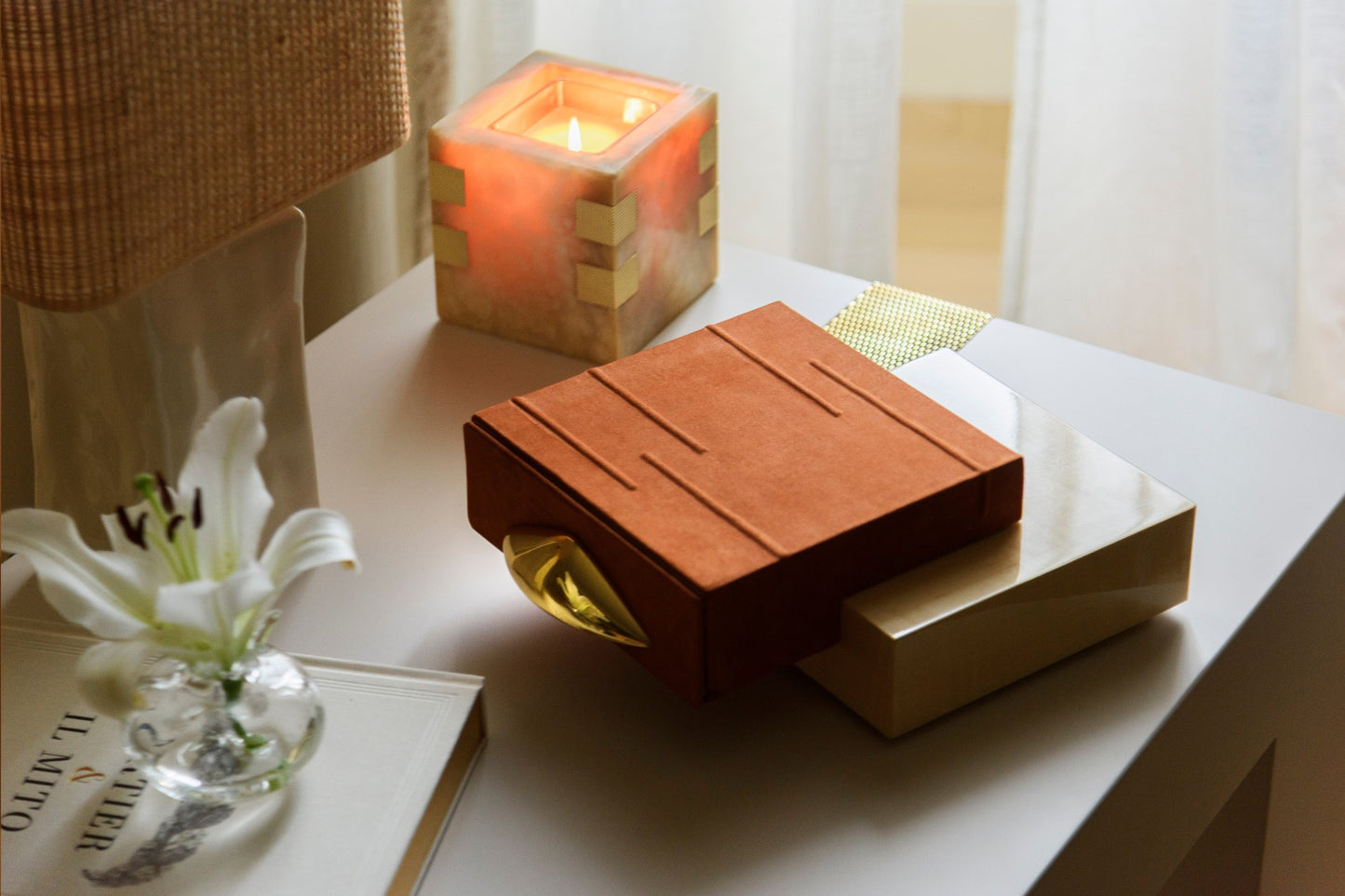 GEMINI Box Curly Maple